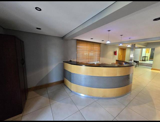 BUSINESS PROPERTY TO RENT IN WELTEVREDEN PARK